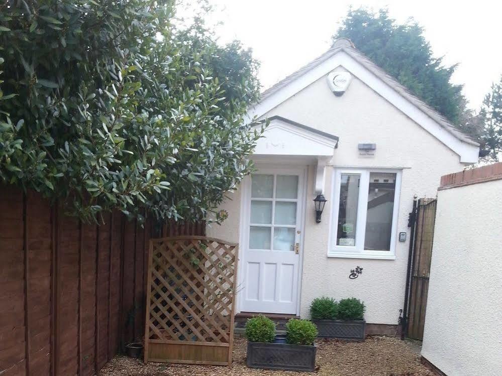 Thorn House B&B Fen Drayton Exteriör bild